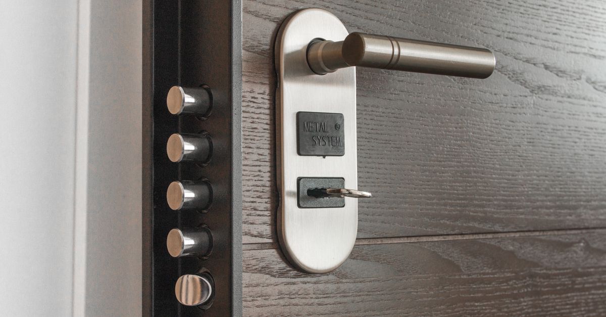 How Much Does an NYC Locksmith Cost in 2025? — 3rd Ave Locksmith Corp